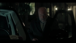 You - Season 05 Episode 01